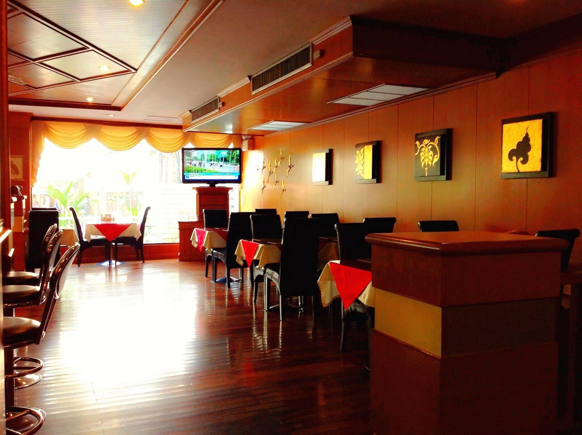 Dynasty Inn Pattaya Luaran gambar