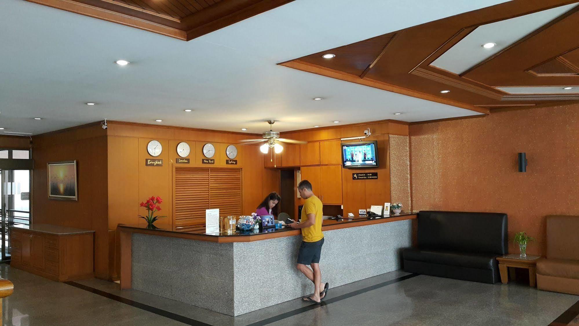Dynasty Inn Pattaya Luaran gambar