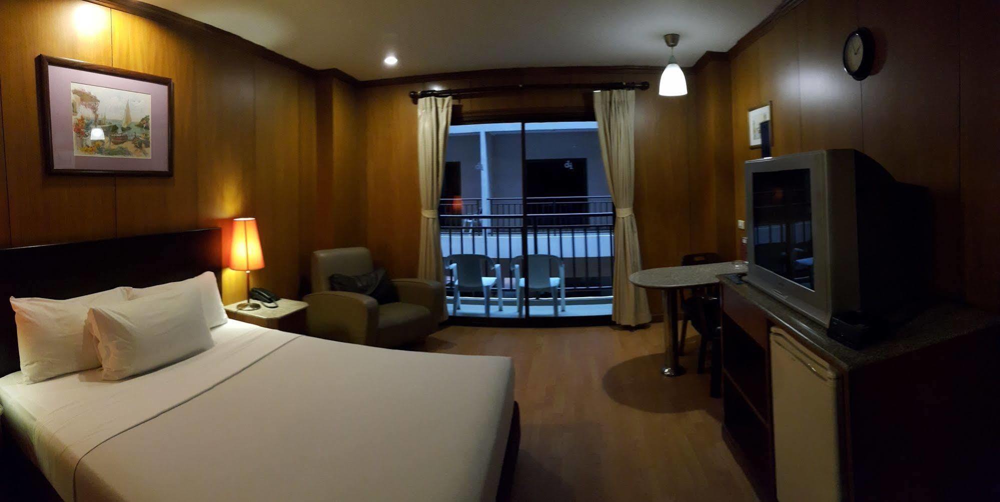 Dynasty Inn Pattaya Luaran gambar