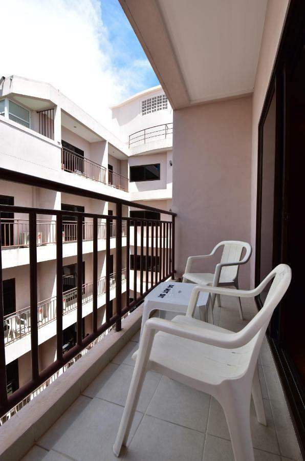 Dynasty Inn Pattaya Luaran gambar